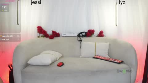 Snapshot of prettygirls_00 chatting on June 2026 12:57:02 AM lyz and jessi online show from June 2026 12:57:02 AM