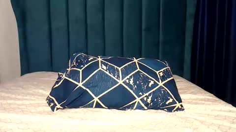 Mary online show from November 2025 06:48:01 AM