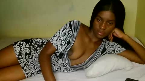 Snapshot of prettygoddess1 chatting on June 2026 01:27:01 AM Mary online show from June 2026 01:27:01 AM