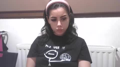 prettyjulliette online show from February 2026 05:38:01 PM