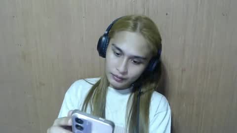 Kate online show from March 2025 03:53:01 PM