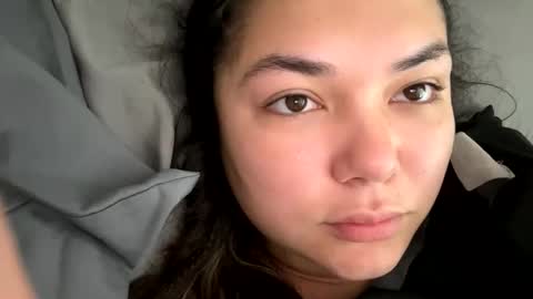 Snapshot of prettylatinamomma01 chatting on November 2025 03:58:01 PM prettylatinamomma01 online show from November 2025 03:58:01 PM