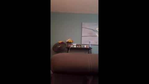 Snapshot of prettylips3 chatting on April 2026 08:25:02 PM Mona Red online show from April 2026 08:25:02 PM