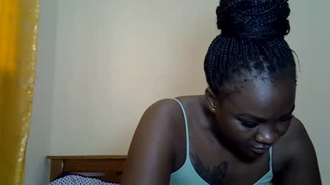 LILIAN online show from June 2026 07:42:01 AM