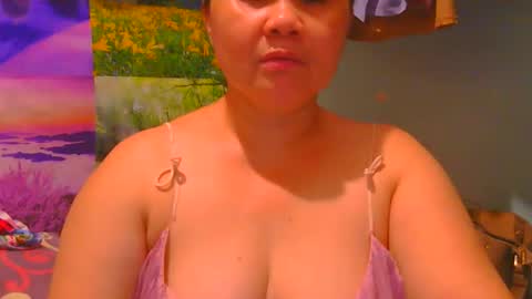 Snapshot of prettynhing chatting on June 2026 03:10:02 AM Nhing online show from June 2026 03:10:02 AM
