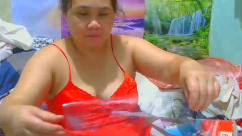 Snapshot of prettynhing chatting on June 2026 12:40:01 PM Nhing online show from June 2026 12:40:01 PM