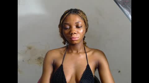 Snapshot of prettysexy6 chatting on May 2026 07:56:02 PM prettysexy6 online show from May 2026 07:56:02 PM