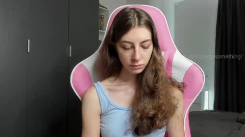 Sophie  next stream will be at Monday  i will wait you guys  online show from April 2026 07:33:01 AM
