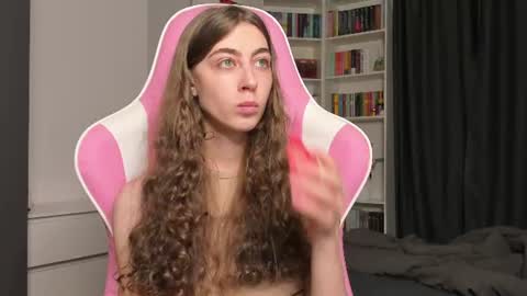 Snapshot of prettysomething chatting on July 2026 05:03:02 AM Sophie next stream will be at Monday i will wait you guys online show from July 2026 05:03:02 AM