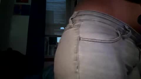 Snapshot of prettyyalisha chatting on April 2026 12:00:01 AM prettyyalisha online show from April 2026 12:00:01 AM