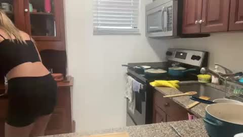 prettyyykittyyy22 online show from October 2025 07:48:02 PM