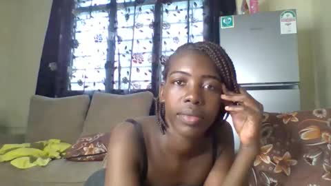 Snapshot of prettyzuzu chatting on September 2025 07:01:01 AM prettyzuzu online show from September 2025 07:01:01 AM