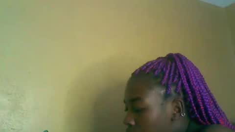 prettyzuzu online show from November 2025 08:06:02 AM