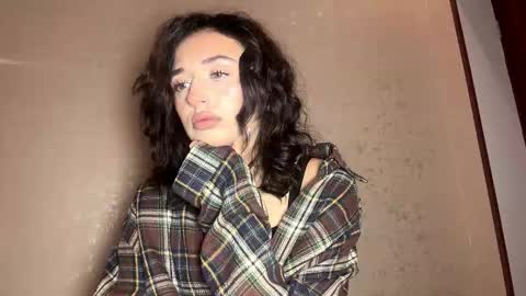 Sofi online show from December 2025 12:20:01 PM