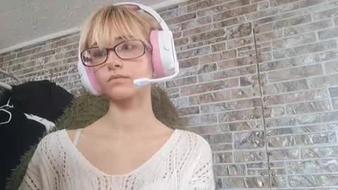 Stella online show from March 2026 09:48:02 AM