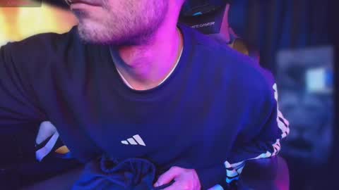 pridelgtbi online show from October 2025 10:54:02 AM