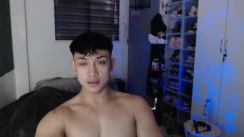 Snapshot of princeadrianx chatting on June 2026 07:00:01 AM Prince Adrian online show from June 2026 07:00:01 AM