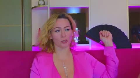 Snapshot of princess__kira chatting on November 2025 04:51:02 PM Kira and Paul online show from November 2025 04:51:02 PM