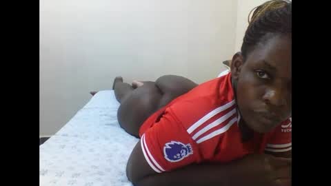 Snapshot of princess_cutie chatting on November 2025 08:33:02 PM princess online show from November 2025 08:33:02 PM