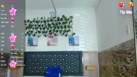 Princess Martinez online show from October 2025 04:30:01 PM