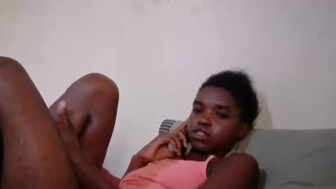 Snapshot of princess_scovia chatting on February 2026 01:10:01 PM princess_scovia online show from February 2026 01:10:01 PM