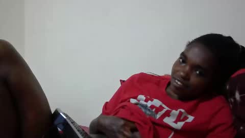 Snapshot of princess_scovia chatting on March 2026 05:08:02 AM princess_scovia online show from March 2026 05:08:02 AM