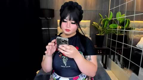 Snapshot of princesshugecummer chatting on March 2025 05:39:02 PM Astrid Ley online show from March 2025 05:39:02 PM