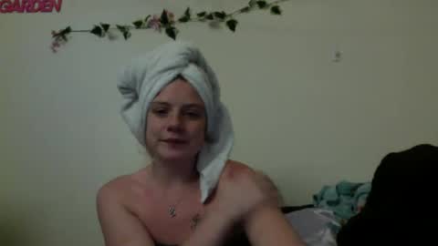 Snapshot of princesssnowflk84 chatting on June 2026 06:38:01 PM princesssnowflk84 online show from June 2026 06:38:01 PM