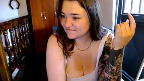 prismm_ online show from December 2025 04:01:02 PM