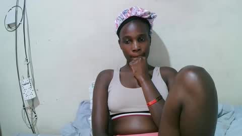 Snapshot of pritty_amber chatting on April 2026 01:42:02 AM pritty_amber online show from April 2026 01:42:02 AM
