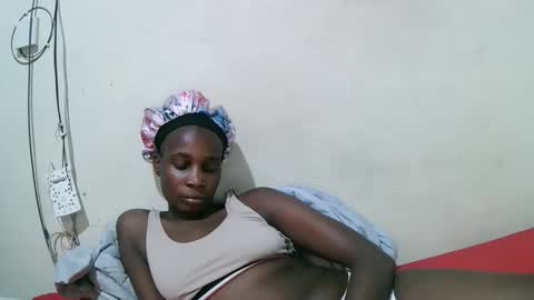 Snapshot of pritty_amber chatting on April 2026 12:57:01 AM pritty_amber online show from April 2026 12:57:01 AM