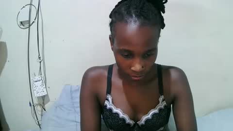 Snapshot of pritty_amber chatting on April 2026 02:38:02 AM pritty_amber online show from April 2026 02:38:02 AM