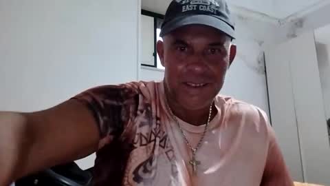Snapshot of privatetour369 chatting on May 2026 06:27:01 PM privatetour369 online show from May 2026 06:27:01 PM