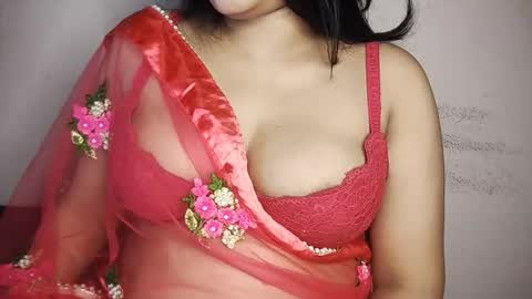 priyu_ online show from December 2025 08:26:01 PM