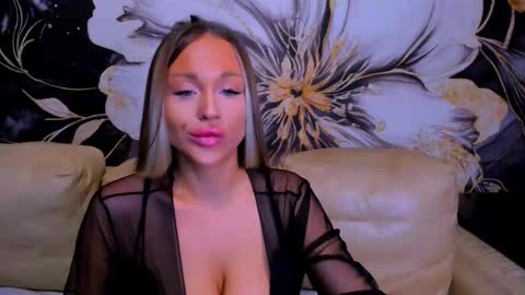 Snapshot of project_barbara chatting on November 2025 10:15:01 AM Barbara online show from November 2025 10:15:01 AM