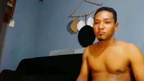 Grande y Gruesa online show from February 2025 07:45:02 AM