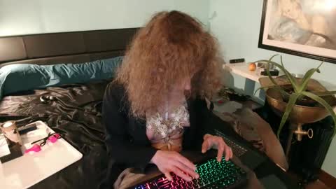 prxscillia_tx online show from January 2025 06:28:01 PM