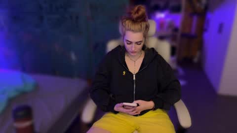Queen of Pain online show from May 2026 08:29:01 PM