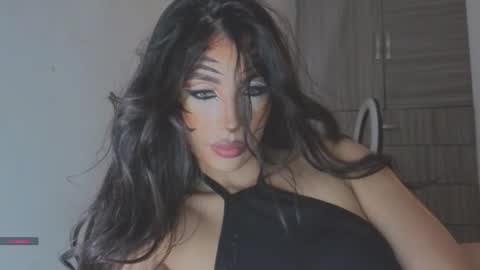 Katerine online show from November 2025 01:07:02 AM