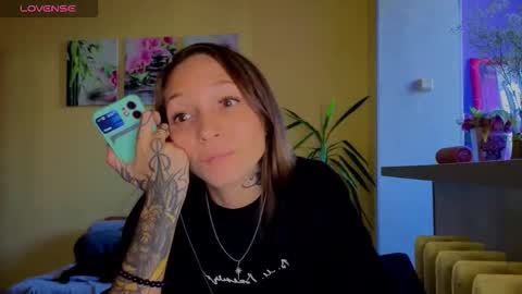 Snapshot of psyheya chatting on September 2025 09:52:01 AM LUCY -----    online show from September 2025 09:52:01 AM