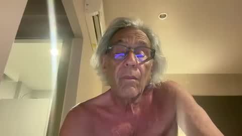 Snapshot of psymour1 chatting on January 2025 04:59:02 PM psymour1 online show from January 2025 04:59:02 PM