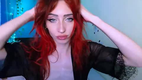 Snapshot of pufpufog chatting on June 2026 09:11:02 AM EsteticHouse online show from June 2026 09:11:02 AM