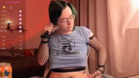 Alisa  lack of vitamin D  online show from November 2025 12:04:01 PM