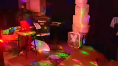 Snapshot of punkrunr083 chatting on September 2025 08:49:01 AM punkrunr083 online show from September 2025 08:49:01 AM