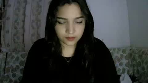 Snapshot of purple_23 chatting on February 2026 05:39:01 AM Lizzy online show from February 2026 05:39:01 AM