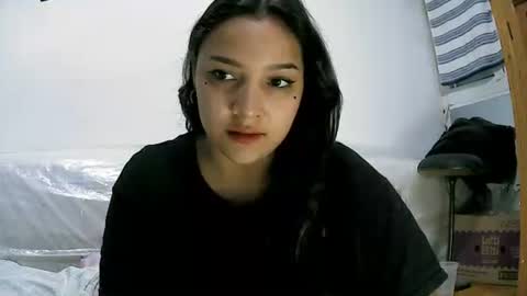 Snapshot of purple_23 chatting on February 2026 02:43:02 PM Lizzy online show from February 2026 02:43:02 PM