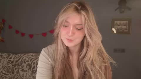 Bella online show from April 2026 05:38:01 AM