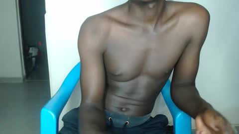 purple_hearts online show from February 2026 06:59:02 PM