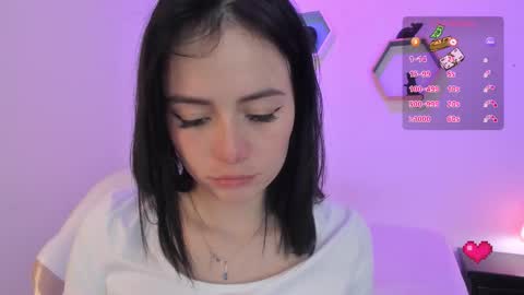 Anna  online show from November 2025 04:00:01 AM