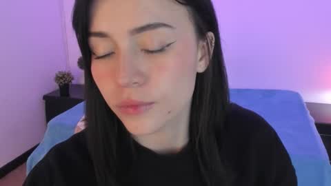 Anna  online show from November 2025 04:11:02 AM